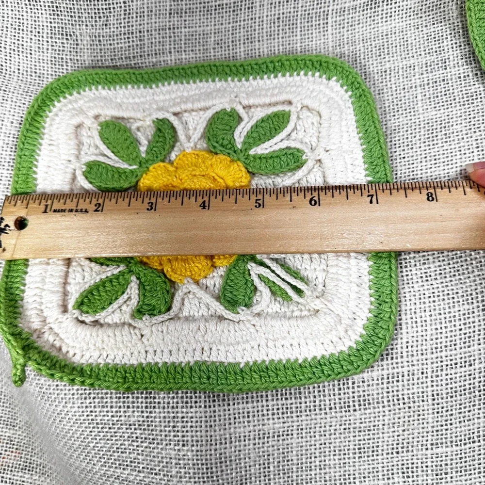Vintage Handmade Crochet Potholder Set of 2 Yellow Rose Granny Square Green Trim